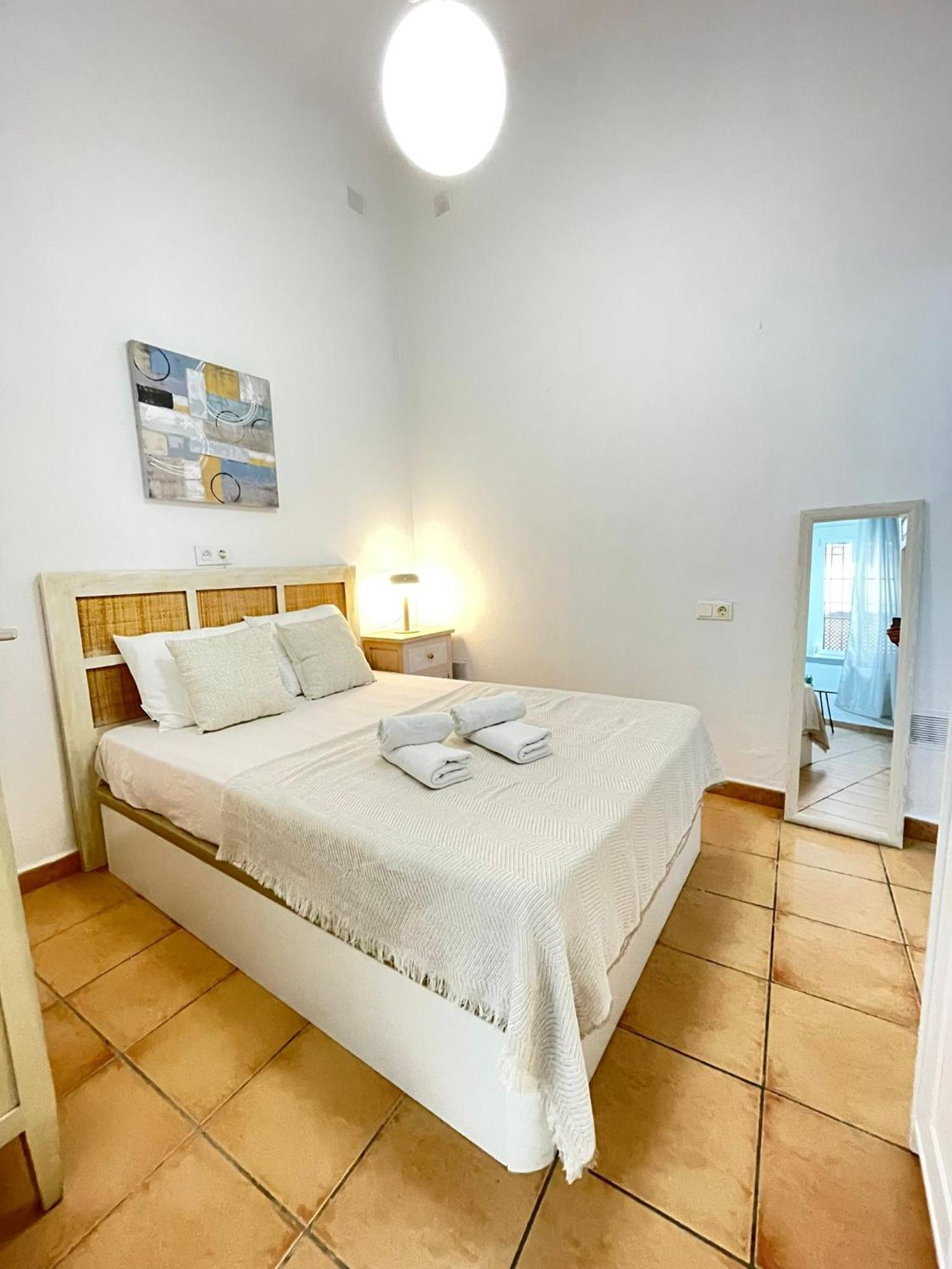 Santa Paula. Centrico Y Acogedor. Apartment Sevilla Bagian luar foto
